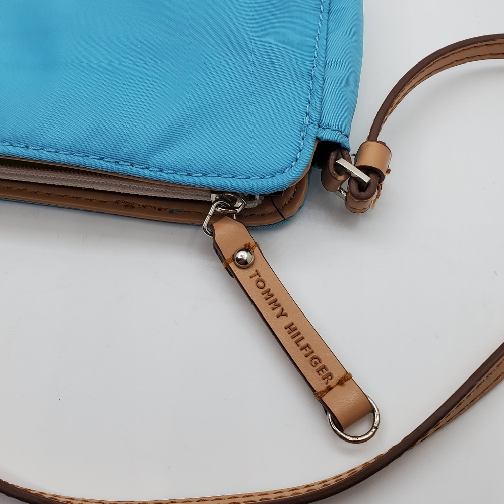 Tommy Hilfiger small purse blue π - Picture 2 of 13